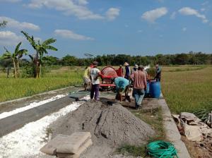 Pembangunan Jalan Desa Ngelo Lor-Ngawen